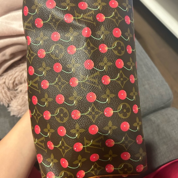 Louis Vuitton monogram cerises speedy 25 LIMITED EDITION - Picture 4 of 5